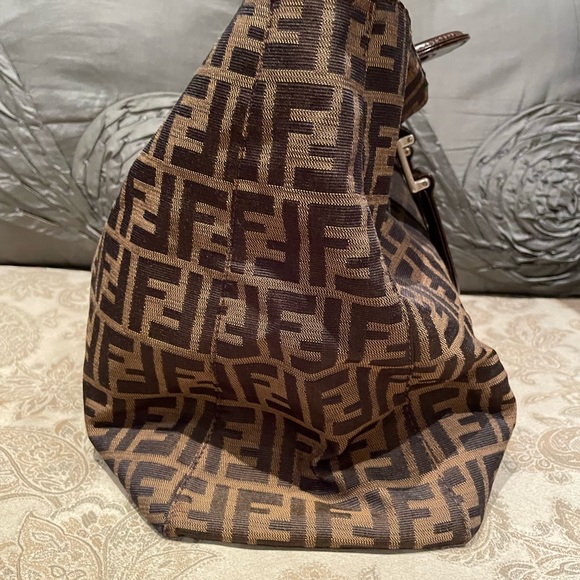 Fendi Zucca Tote - great condition - Picture 6 of 9